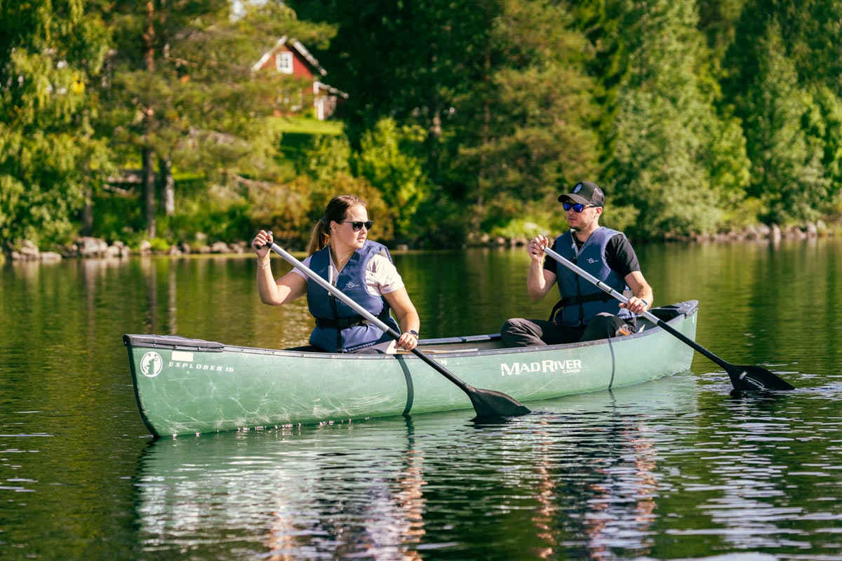 Paddling in Lentiira