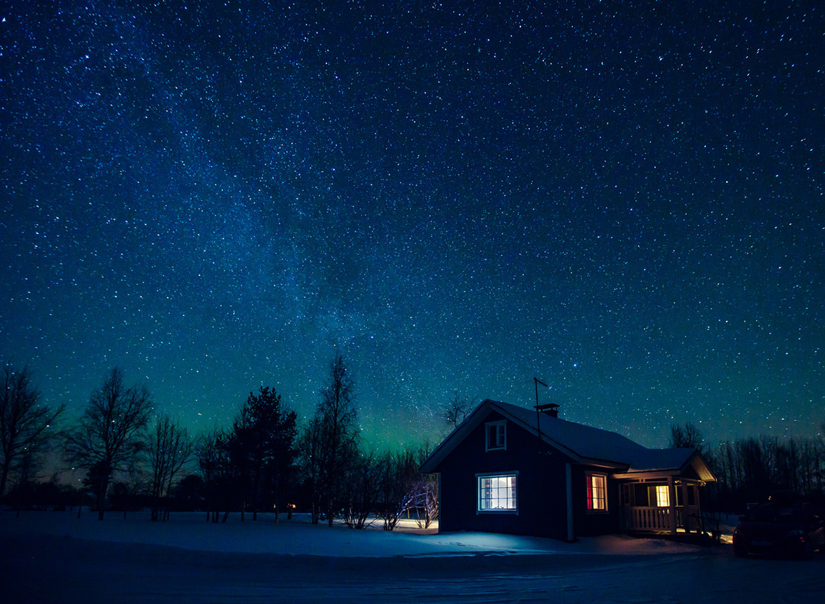 Discover the Wonders of the Finnish Arctic Lakeland Sky